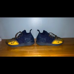 Nike KD 11’s Size 9